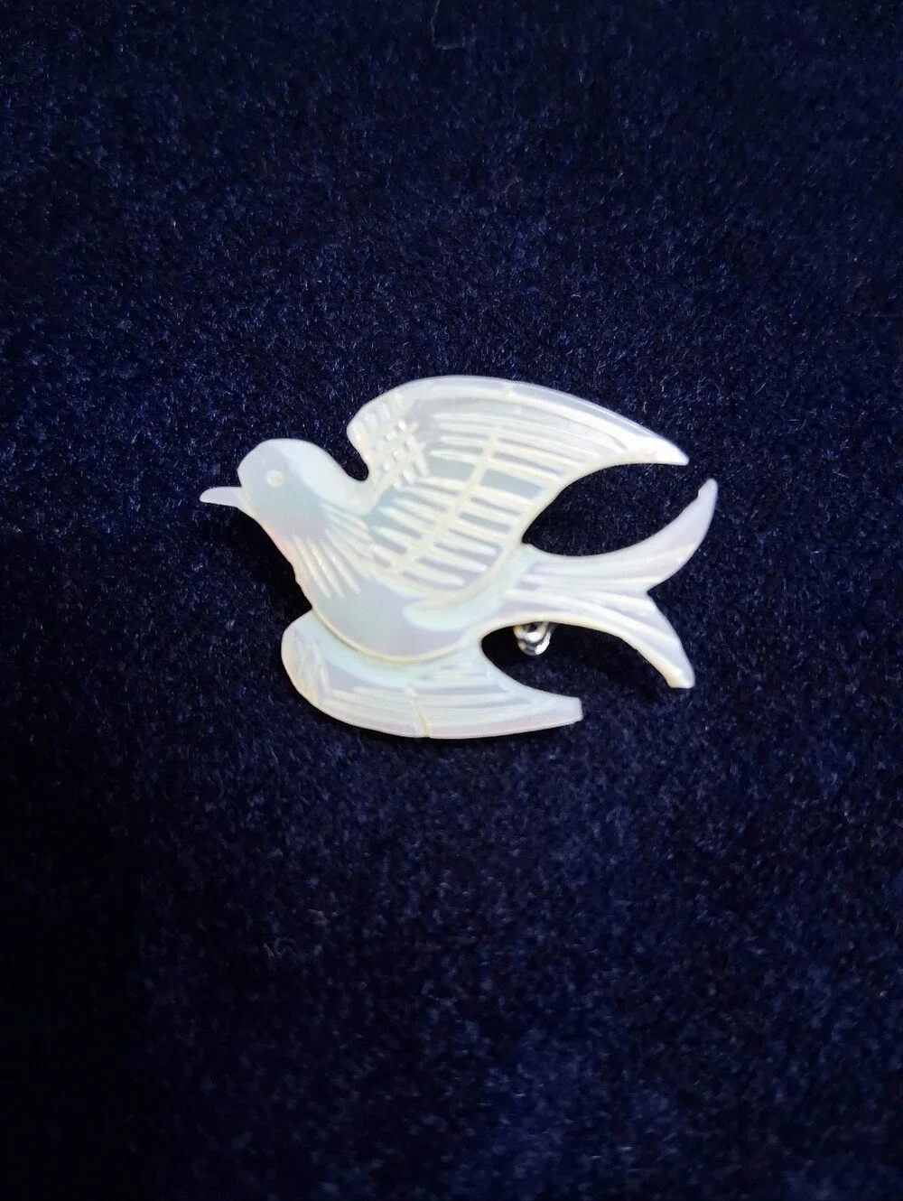 N/A vintage brooches